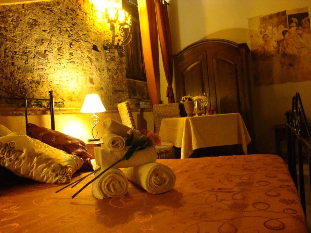 Le Due Torri Bed & Breakfast Filadelfia Exterior photo